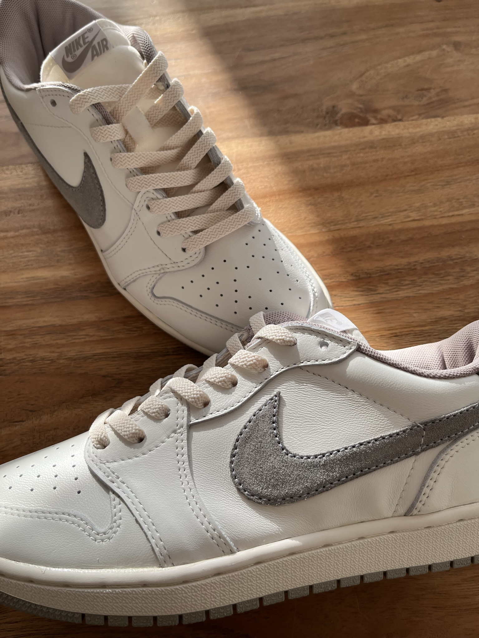 Natural Grey Low